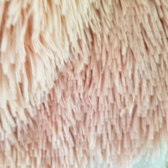 Fashion Nova Mauve colored Faux fur Vest OS NWT - Picture 9 of 9